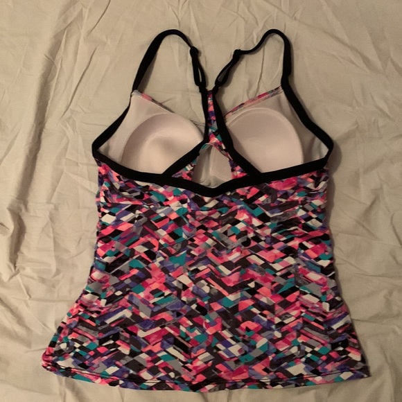 Women’s size 14 Tek Gear tankini top.  runs small - Picture 2 of 2